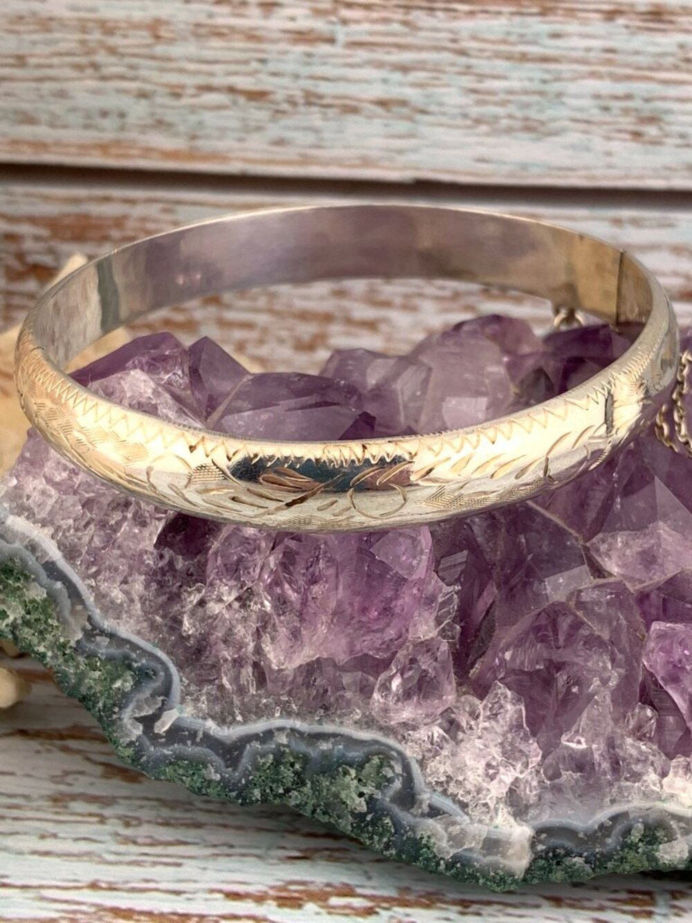 Sterling Silver Etched Design Hinged Bangle Bracelet J1438